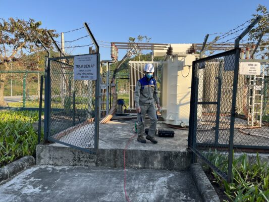 Thí nghiệm máy biến áp tại sân bay Vân Đồn